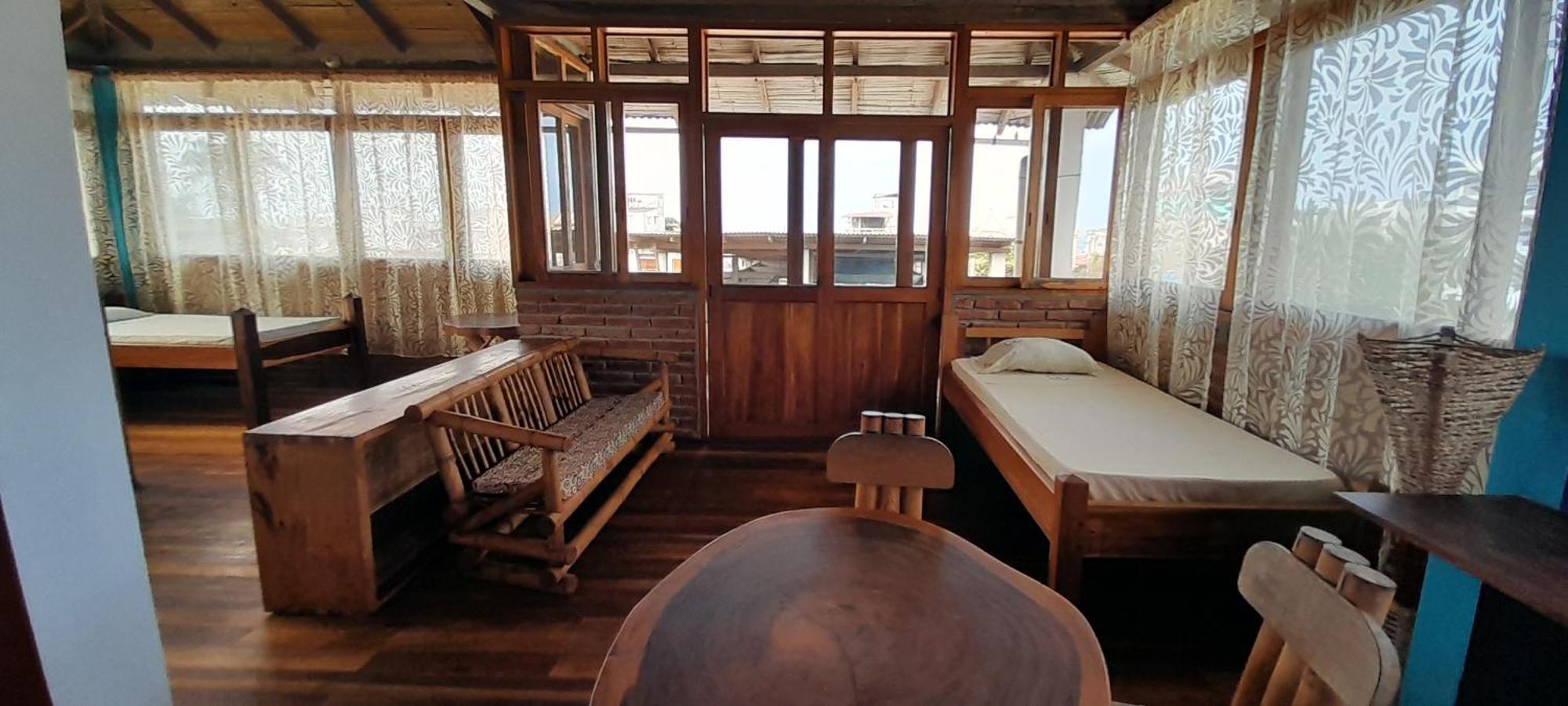 Hotel Boutique Hurvinek Montañita Extérieur photo