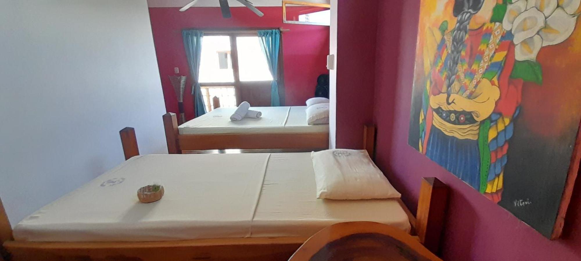 Hotel Boutique Hurvinek Montañita Extérieur photo