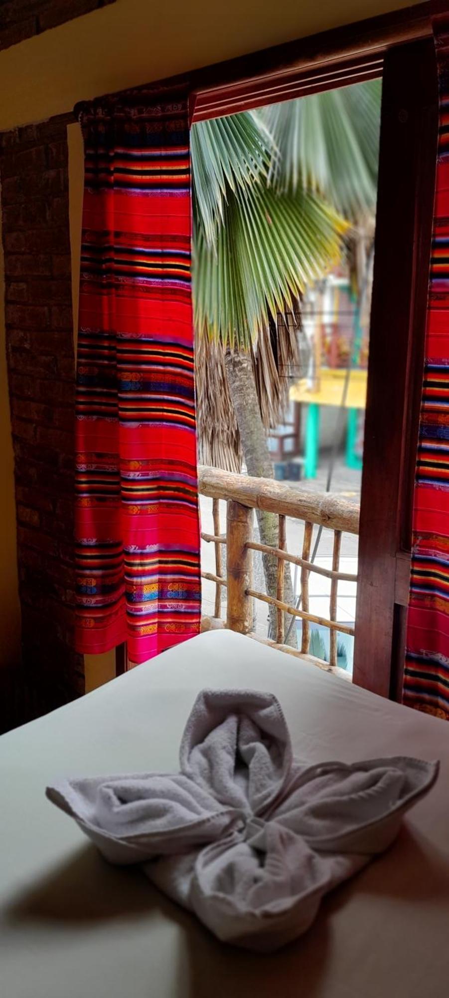 Hotel Boutique Hurvinek Montañita Extérieur photo